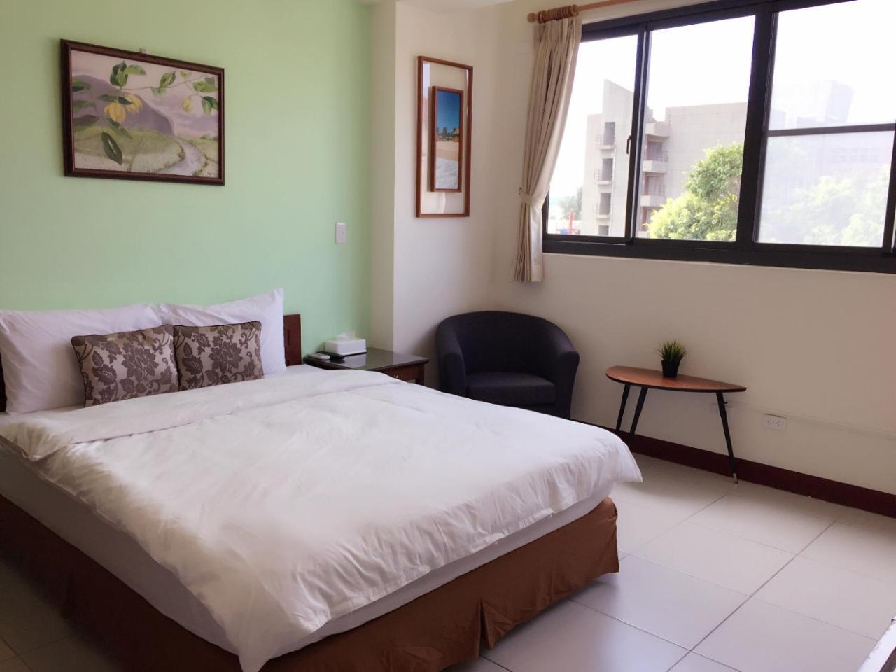 Corner No.56 Guest House Hengchun South Gate Exterior photo